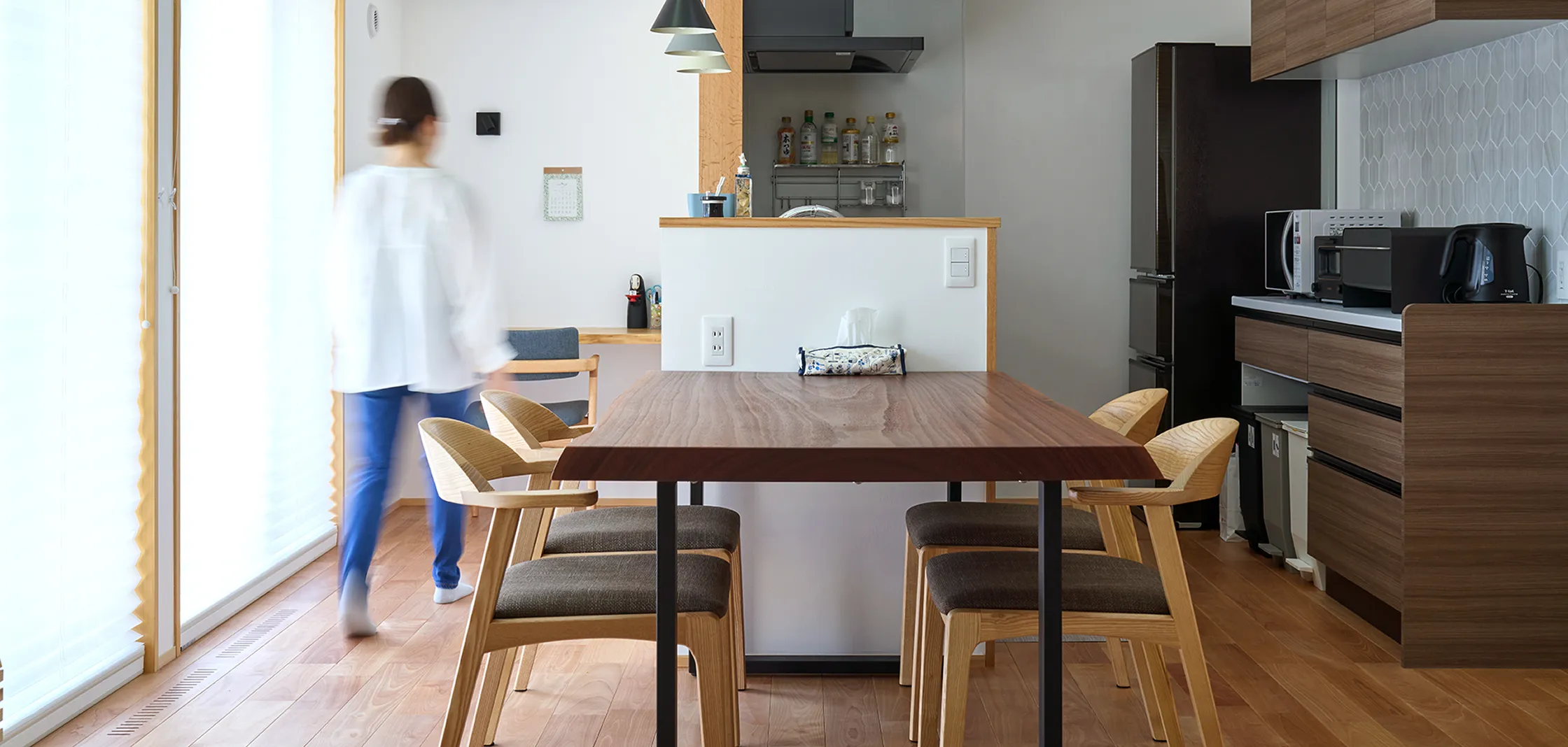 天然無垢の天板。